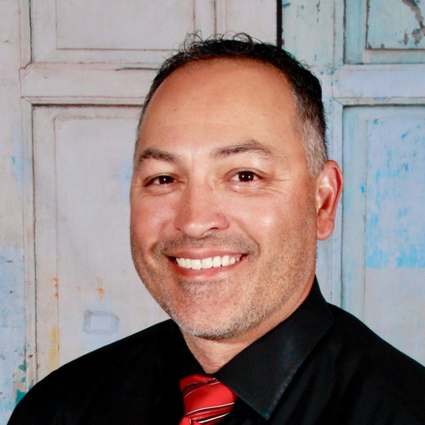 Carlos Urias
